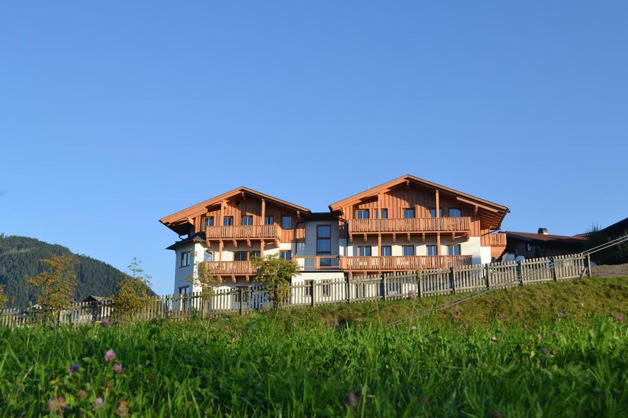 La Montana - Ski & Hiking Lodge Schladming Exterior foto