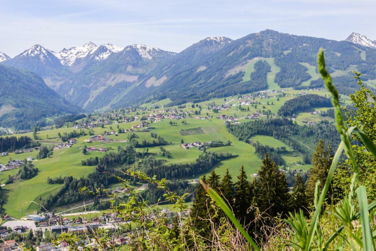 La Montana - Ski & Hiking Lodge Schladming Exterior foto